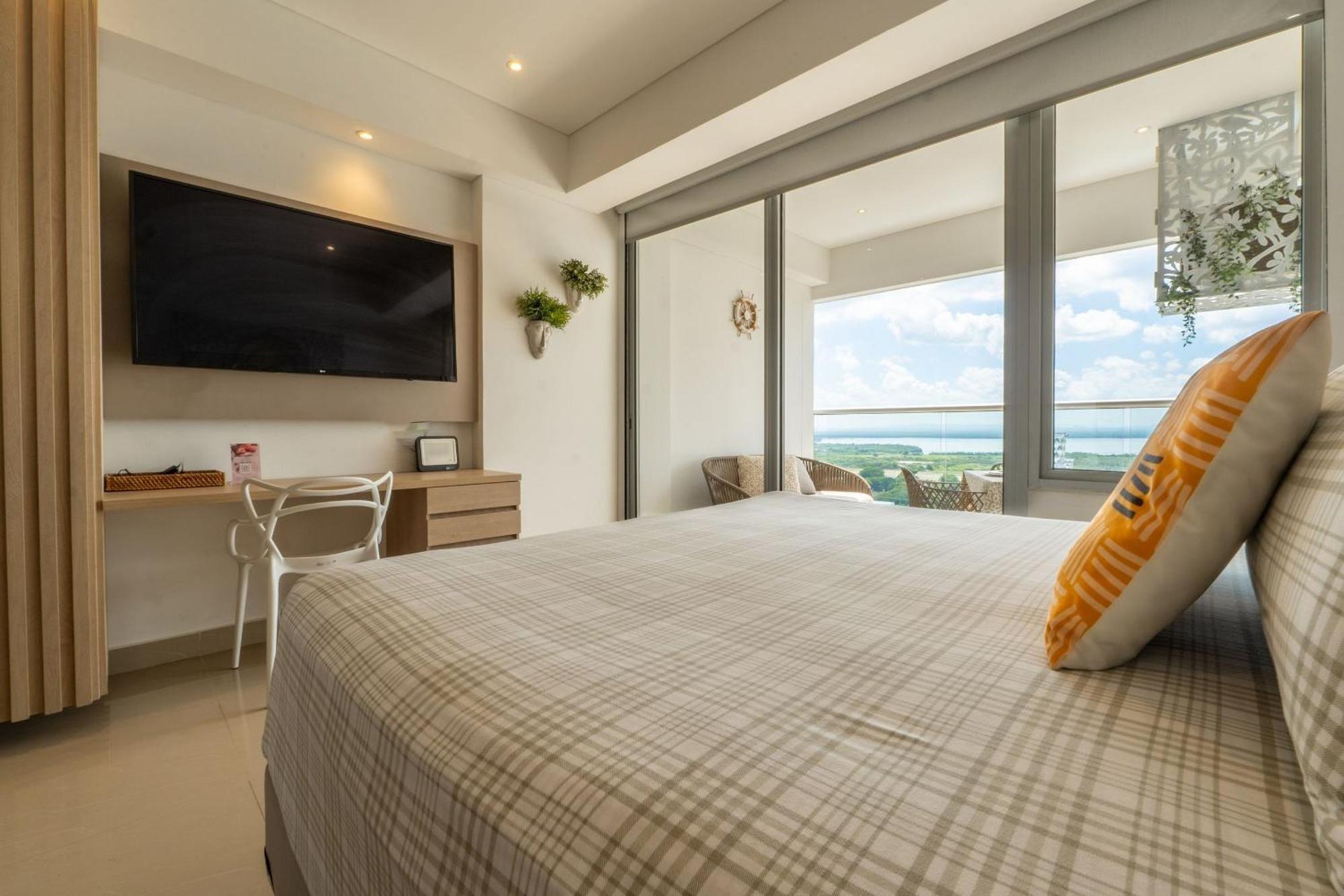 Cb1531 | Confort Premium: Cama King Y Balcón