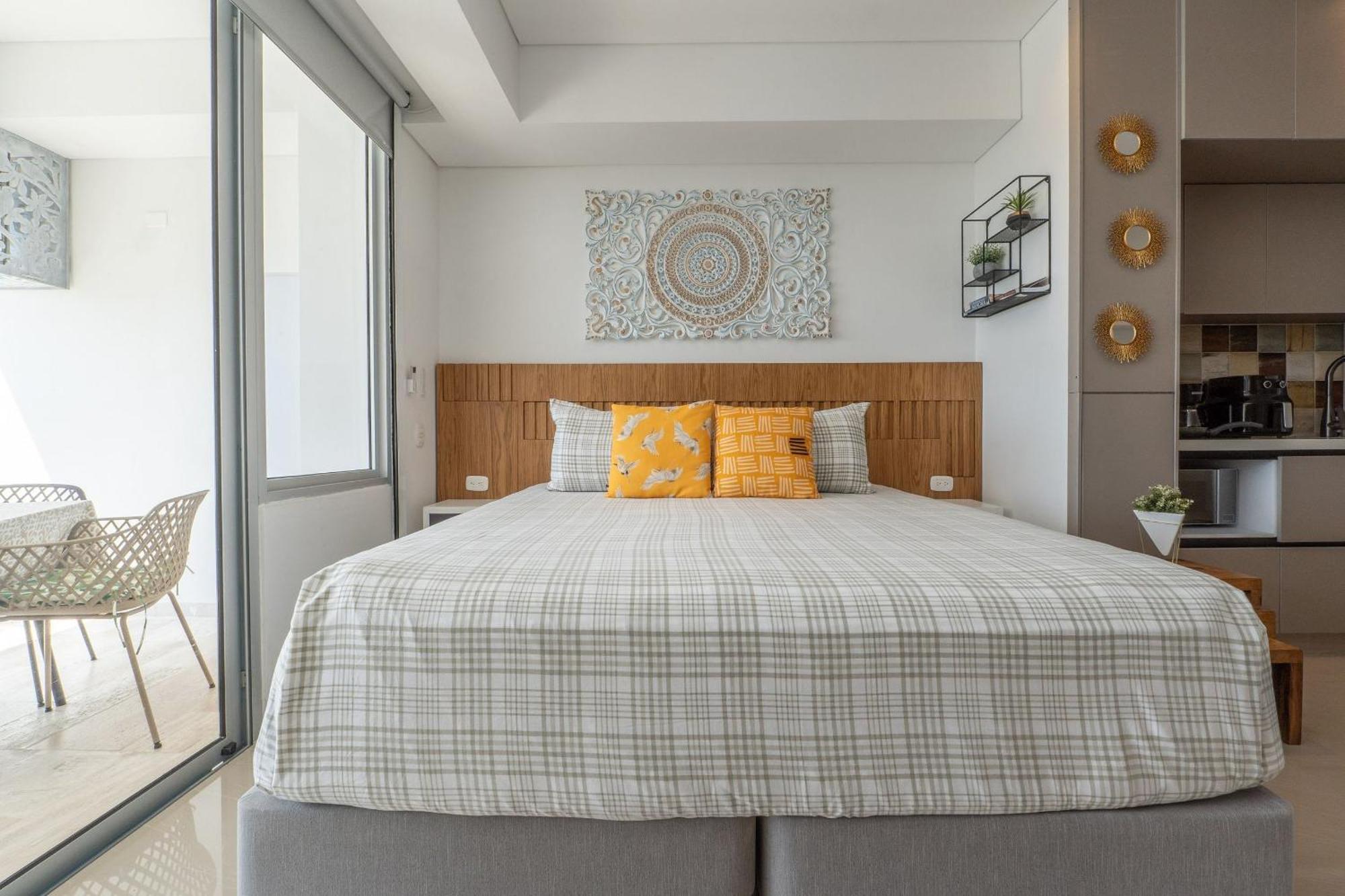 Cb1531 | Confort Premium: Cama King Y Balcón * Cartagena